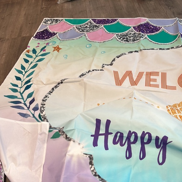 Bundle of a big mermaid banner, 2 happy bday banners. And many other accessories - Picture 2 of 9